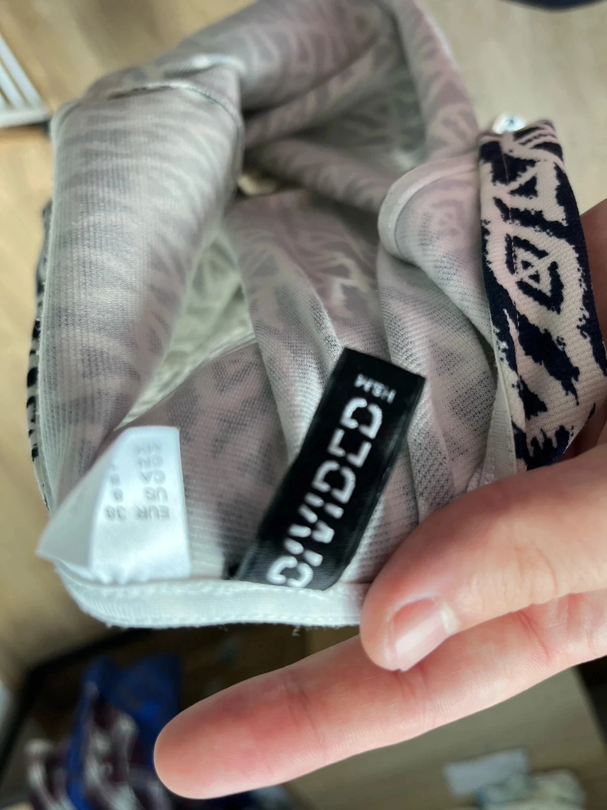 Dames patroonjurk Divided H&M maat 38 kleur marineblauw wit nieuwe staat – photo 4
